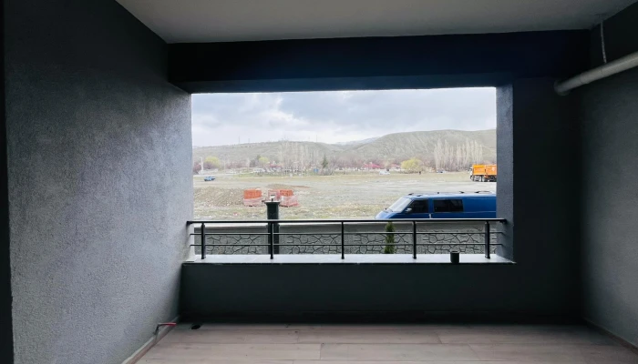 WhatsApp Image 2026-04-08 at 13.16.31 (1).jpg