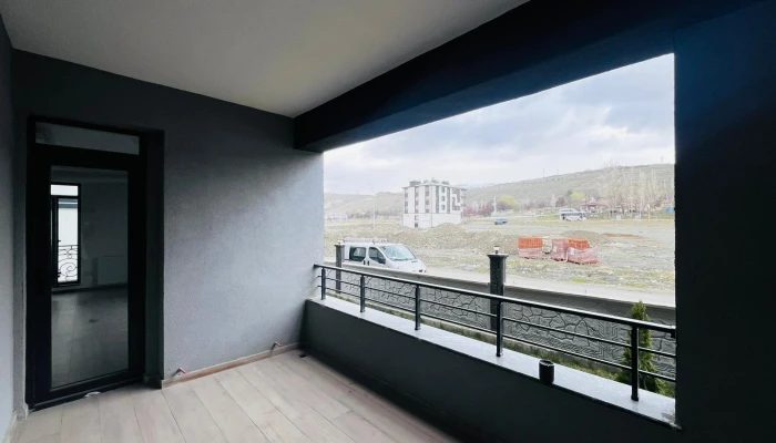 WhatsApp Image 2026-04-08 at 13.16.31.jpg