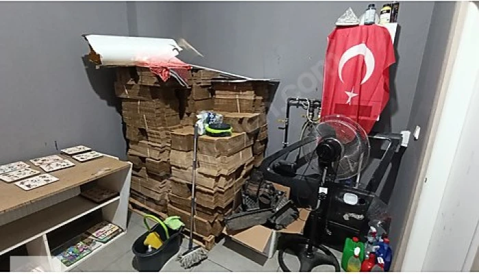1309681852bkm.jpg