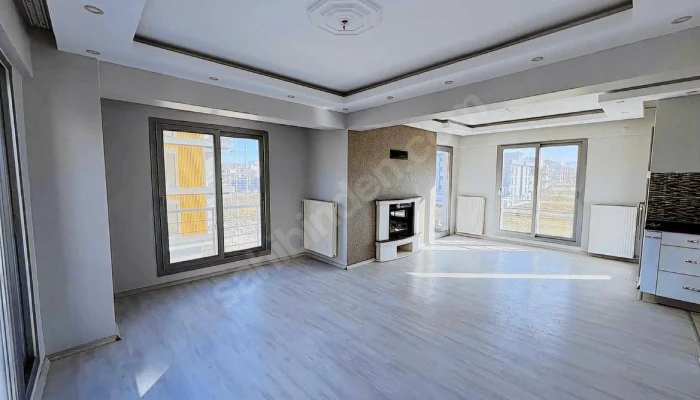 WhatsApp Image 2026-04-17 at 10.02.50.jpg