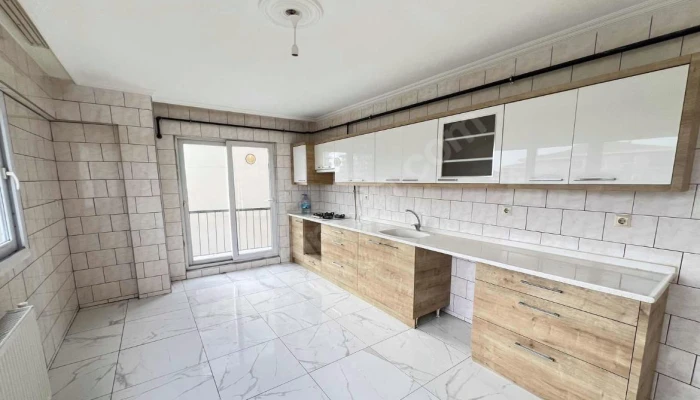 WhatsApp Image 2026-04-19 at 22.00.15 (1).jpg