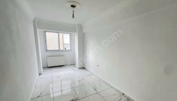 WhatsApp Image 2026-04-19 at 22.00.15 (3).jpg