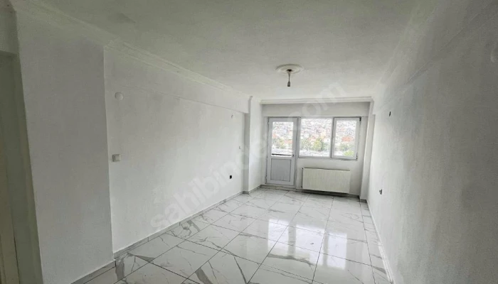 WhatsApp Image 2026-04-19 at 22.00.15 (8).jpg