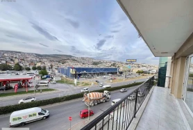 ÇİĞLİ ANADOLU CADDESİ ÜZERİ KİRALIK 4+1 OFİS