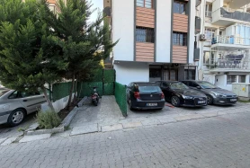 ALSANCAK'TA YENİ BİNA KİRALIK 1+1 OFİS