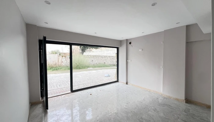 WhatsApp Image 2026-04-19 at 22.20.20 (4).jpg