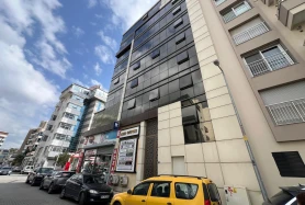 KARŞIYAKA MAVİŞEHİR KAVŞAĞINDA ARA KAT SATILIK 100m2 OFİS