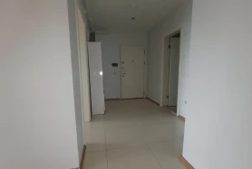 SİNPAŞ BURSA MODERN GÖL MANZARALI SATILIK 2+1 DAİRE