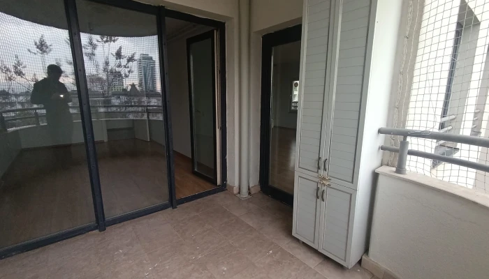 WhatsApp Image 2026-04-20 at 12.16.59 (4).jpg