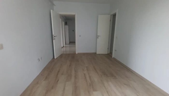 WhatsApp Image 2026-04-20 at 12.16.58 (4).jpg