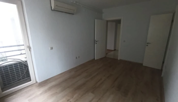 WhatsApp Image 2026-04-20 at 12.16.58 (3).jpg