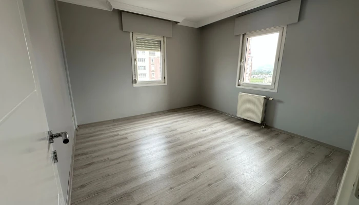 WhatsApp Image 2026-04-21 at 17.33.47 (1).jpg