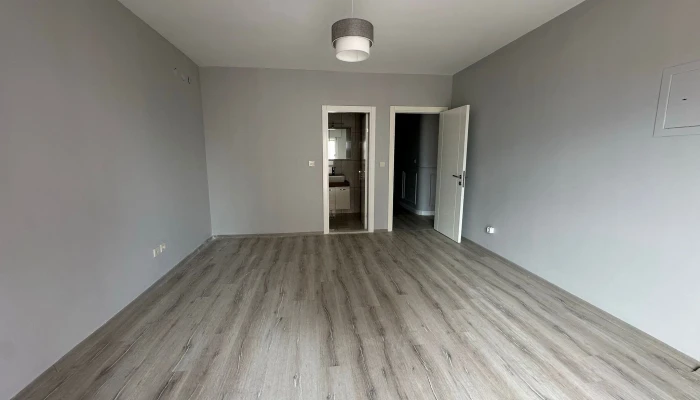 WhatsApp Image 2026-04-21 at 17.33.46 (4).jpg