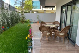 Yeşilköyde Satılık 1+1 Bahçe katı