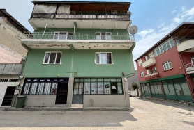 PANAYIR MERKEZİ KONUMDA GENİŞ VE OFİSLİ DÜKKAN -DEPO