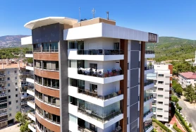 EVKA 3'TE, ŞEHRİN İÇİNDE, DOĞANIN YANIBAŞINDA, 4+1 SATILIK DAİRE