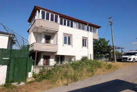 EKİNOXTRGO EMLAKTAN KULLANIŞLI MÜSTAKİL VİLLA